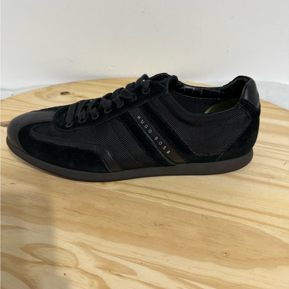 HUGO BOSS - Picture 12 of 16
